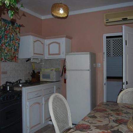Hotel Chez Marie Alish 格罗斯岛 外观 照片